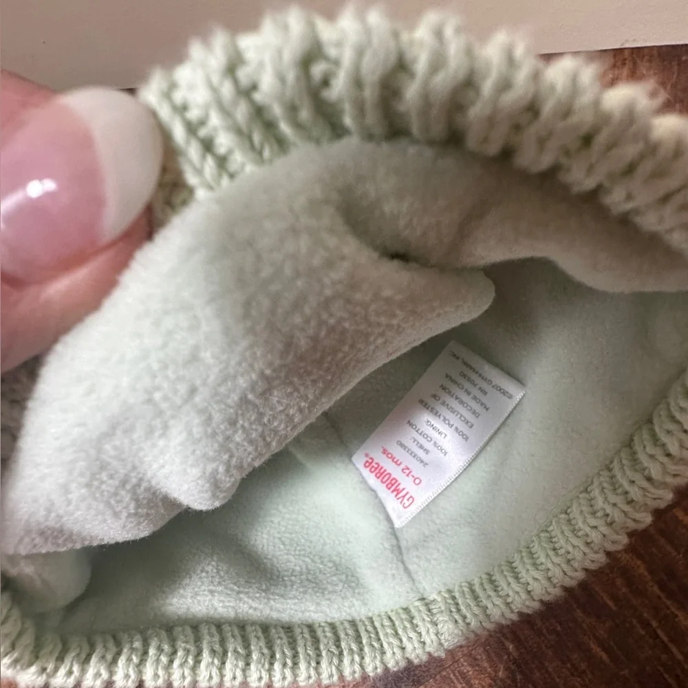 Gymboree‎ 0-12 months Girls Pink Green Winter Hat Snowflakes